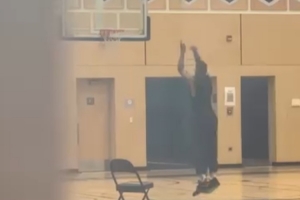 开拓者vs利拉德直播_NBA高清免费观看_开拓者vs利拉德比赛回放视频集锦