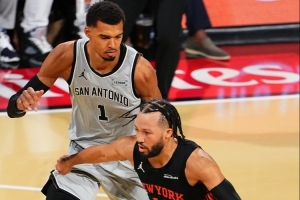 湖人vs勇士直播_NBA高清免费观看_湖人vs勇士比赛回放视频集锦