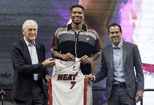 热火vs字母哥直播_NBA高清免费观看_热火vs字母哥比赛回放视频集锦