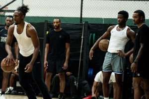 NBA76人直播_高清免费观看_76人比赛回放视频集锦