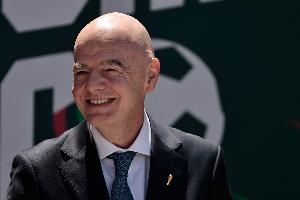 引发信任危机！记者：爱尔兰足协撤回对因凡蒂诺的支持
