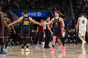 NBA勇士直播_高清免费观看_勇士比赛回放视频集锦
