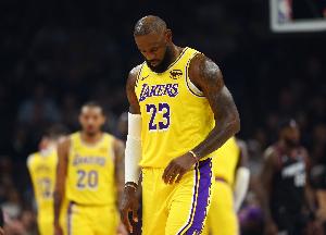 76人vs湖人直播_NBA高清免费观看_76人vs湖人比赛回放视频集锦