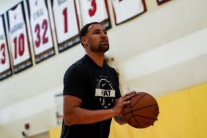 热火vs克莱直播_NBA高清免费观看_热火vs克莱比赛回放视频集锦