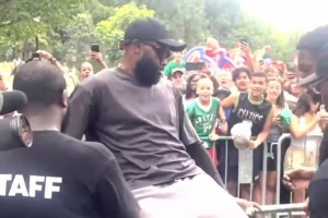 76人vs凯尔特人直播_NBA高清免费观看_76人vs凯尔特人比赛回放视频集锦